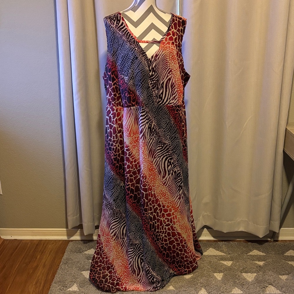 Igigi Elegant Multicolor Maxi Dress